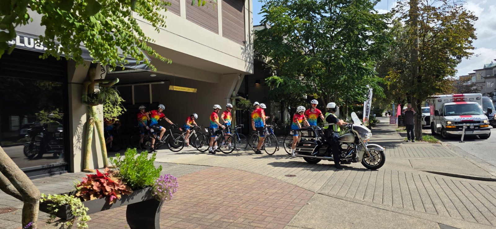 Tour de Coast riders leaving the Eagles Club North Vancouver
